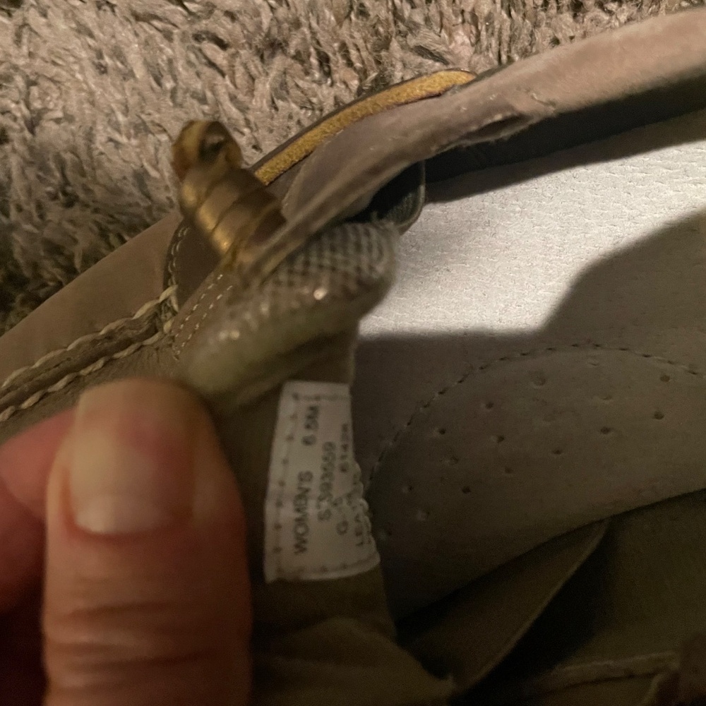 Sperry - Picture 3 of 3
